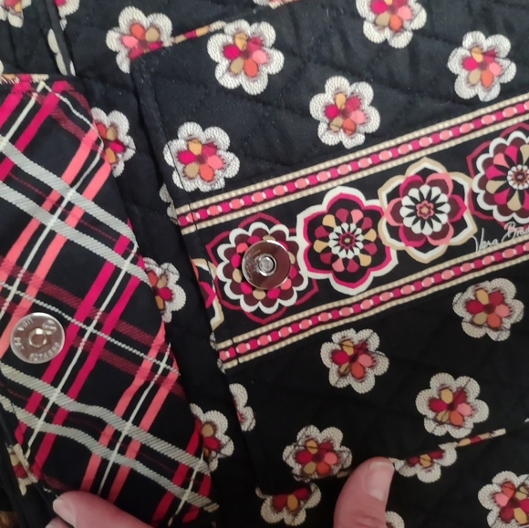 Vera Bradley classic crossbody bag - Picture 3 of 5